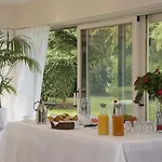 ホテル Le Manoir Du Lys