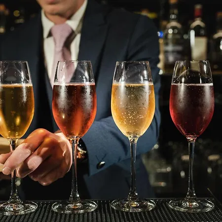 Le Manoir Du Lys Hotel 4*