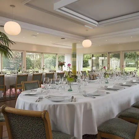 ホテル Le Manoir Du Lys