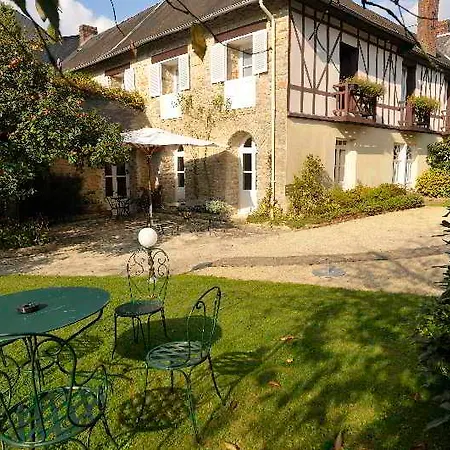Le Manoir Du Lys Hotel