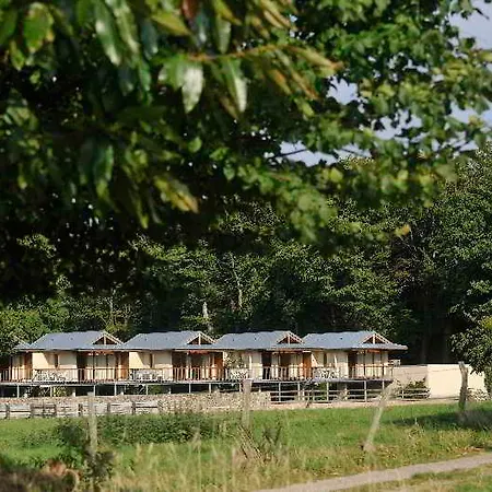 Le Manoir Du Lys 4*