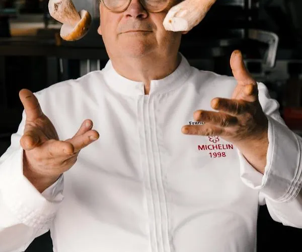 Hotell Le Manoir Du Lys Bagnoles de l'Orne Normandie