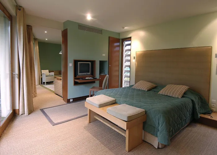 Otel Le Manoir Du Lys Bagnoles de l'Orne Normandie