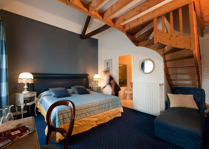 Hotel Le Manoir Du Lys Bagnoles de l'Orne Normandie