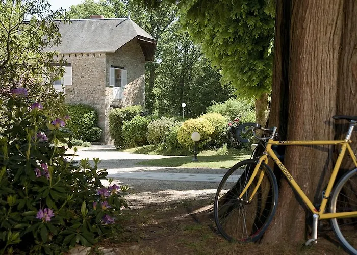 Le Manoir Du Lys Hotell